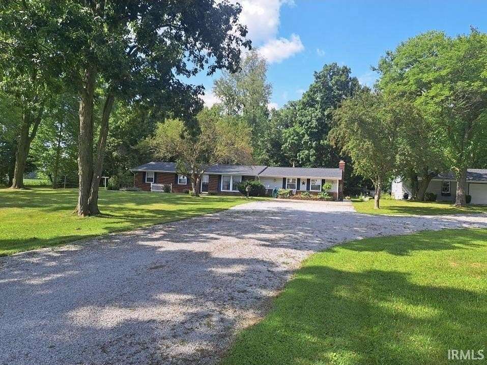 4.6 Acres of Land with Home for Auction in Spencerville, Indiana