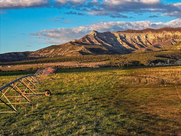 1,440 Acres of Land for Sale in Parachute, Colorado