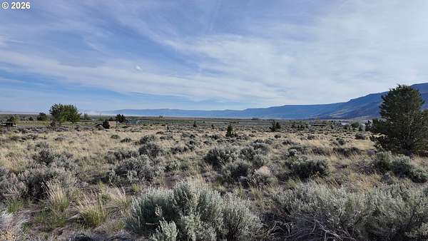 2.37 Acres of Land for Sale in Summer Lake, Oregon