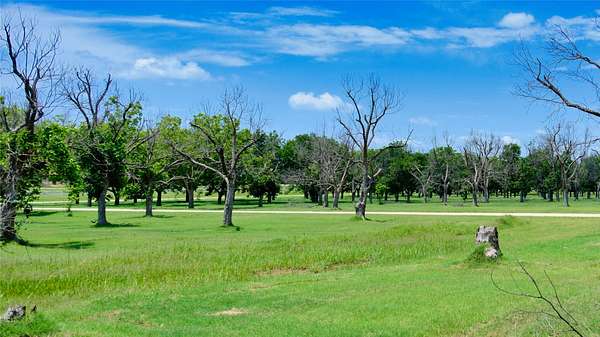 2.88 Acres of Residential Land for Sale in Granbury, Texas