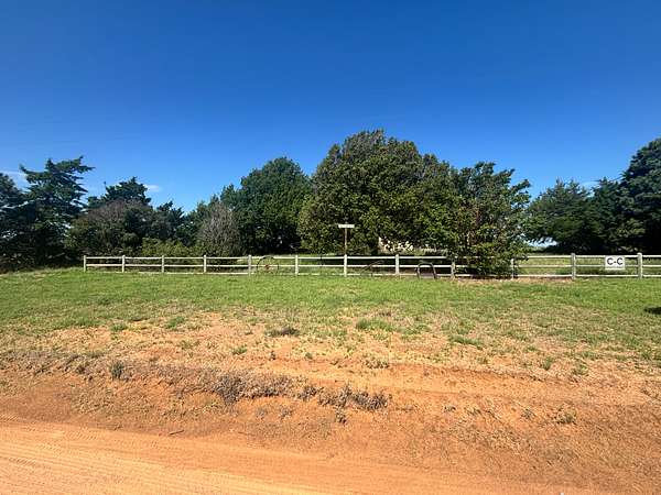 4 Acres of Land for Sale in Blair, Oklahoma
