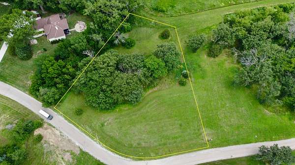 1.33 Acres of Residential Land for Sale in Carson, Iowa