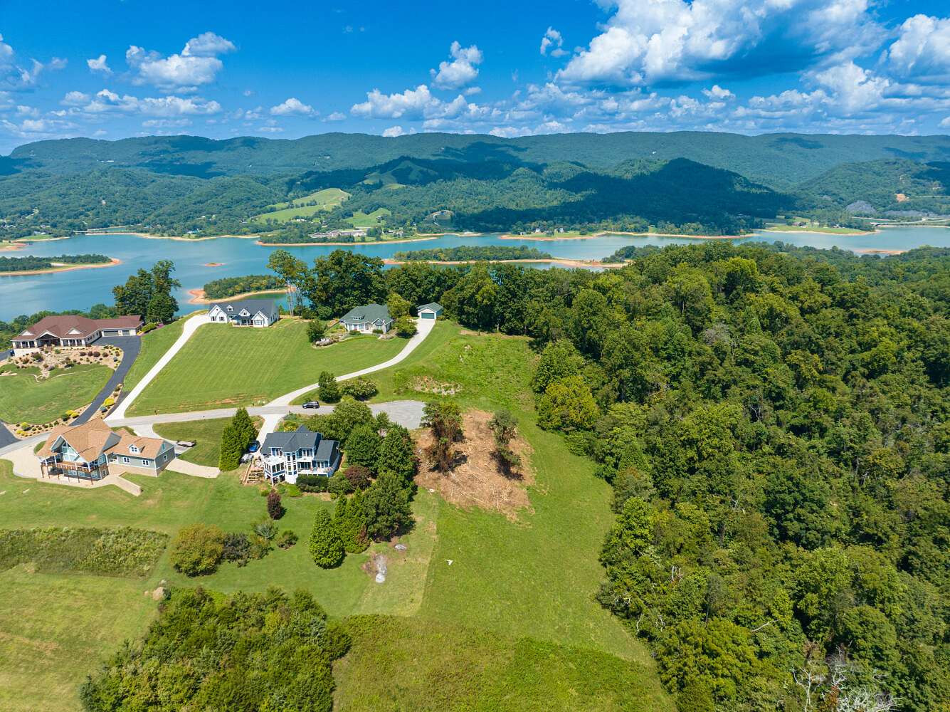1.52 Acres of Residential Land for Sale in Bean Station, Tennessee