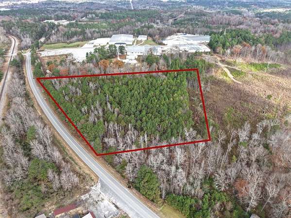 8 Acres of Residential Land for Sale in Haleyville, Alabama