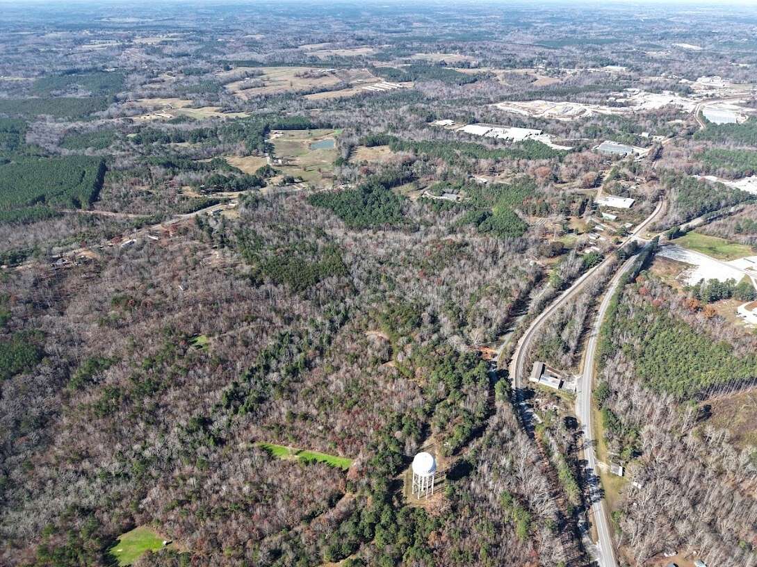 32 Acres of Recreational & Residential Land for Sale in Haleyville, Alabama