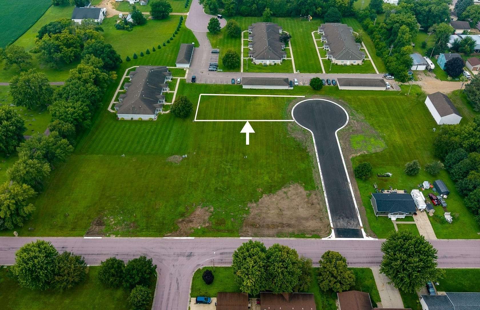 0.28 Acres of Land for Sale in Madelia, Minnesota