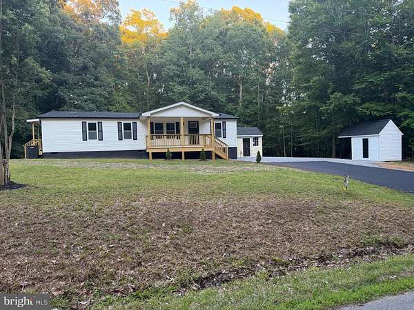 2.53 Acres of Land with Home for Lease in Woodford, Virginia