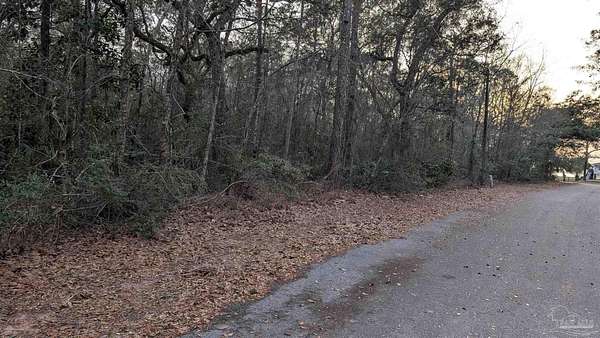 0.44 Acres of Residential Land for Sale in Milton, Florida