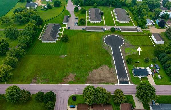 0.25 Acres of Land for Sale in Madelia, Minnesota