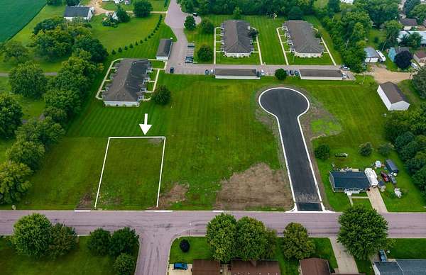 0.25 Acres of Land for Sale in Madelia, Minnesota