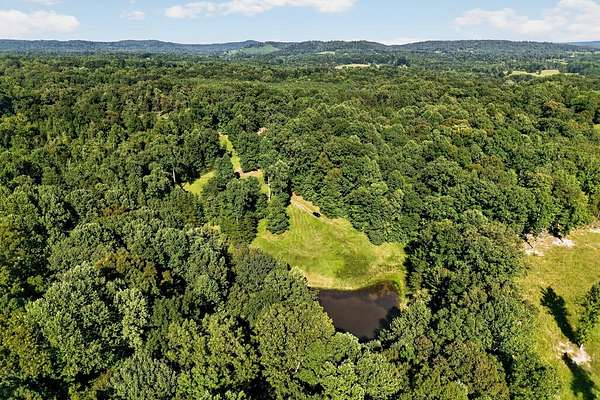 18 Acres of Recreational Land for Sale in Livingston, Tennessee