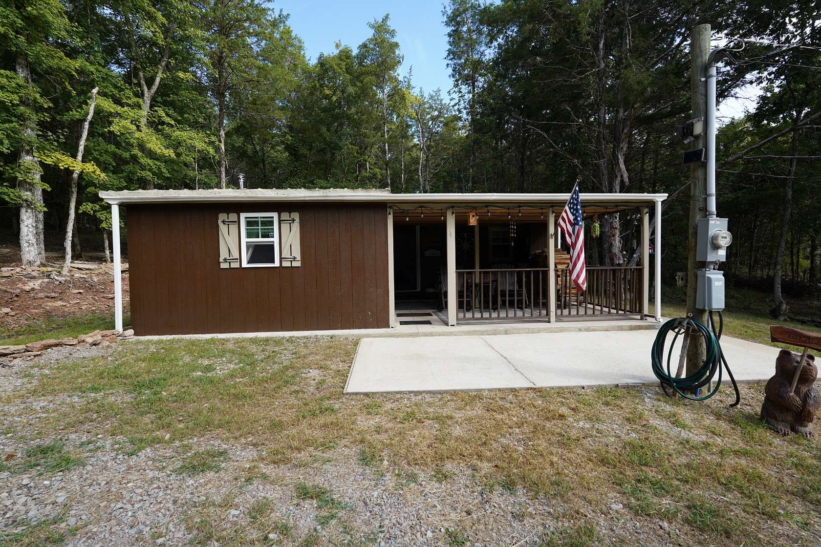 5 Acres of Land with Home for Sale in Clifton, Tennessee