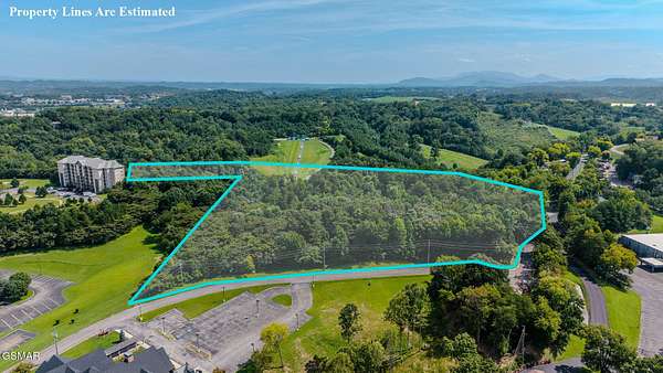 9.48 Acres of Commercial Land for Sale in Pigeon Forge, Tennessee