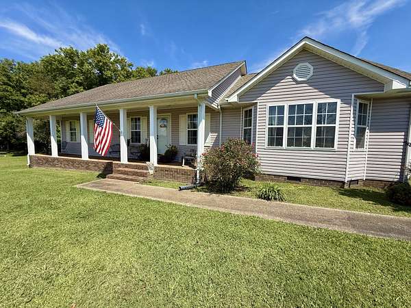 2 Acres of Land with Home for Sale in Lawrenceburg, Tennessee