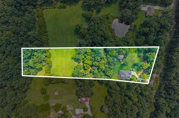 3.16 Acres of Land with Home for Sale in Southside, Tennessee