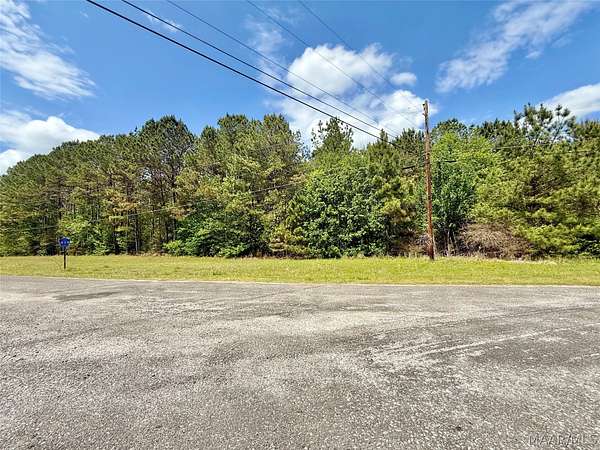 5.47 Acres of Residential Land for Sale in Valley Grande, Alabama