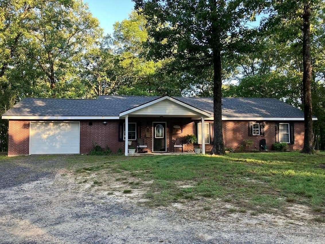 18 Acres of Recreational Land with Home for Sale in Mena, Arkansas