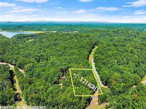 3.2 Acres of Residential Land for Sale in Toccoa, Georgia