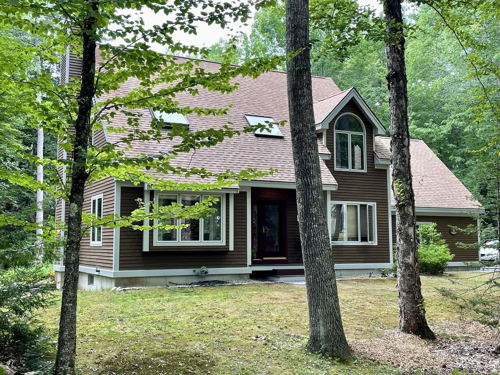 2.1 Acres of Land with Home for Sale in Falmouth, Maine