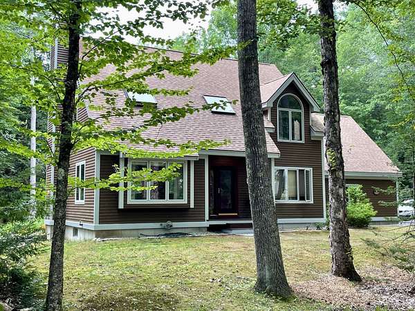 2.1 Acres of Land with Home for Sale in Falmouth, Maine