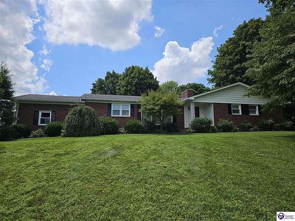 4.1 Acres of Land with Home for Auction in Elizabethtown, Kentucky