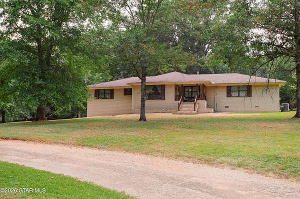 2.7 Acres of Land with Home for Sale in Columbus, Mississippi