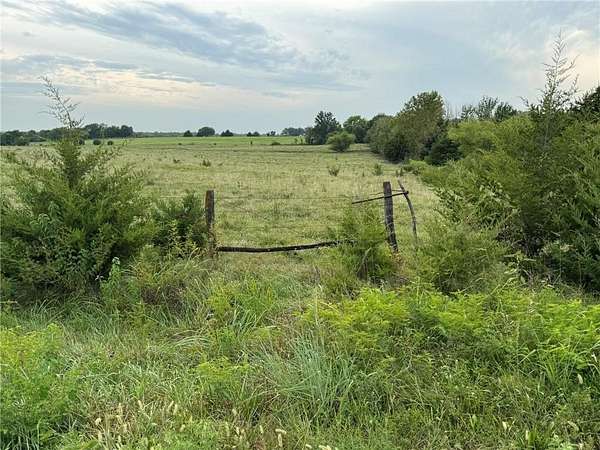 5.5 Acres of Residential Land for Sale in Paola, Kansas