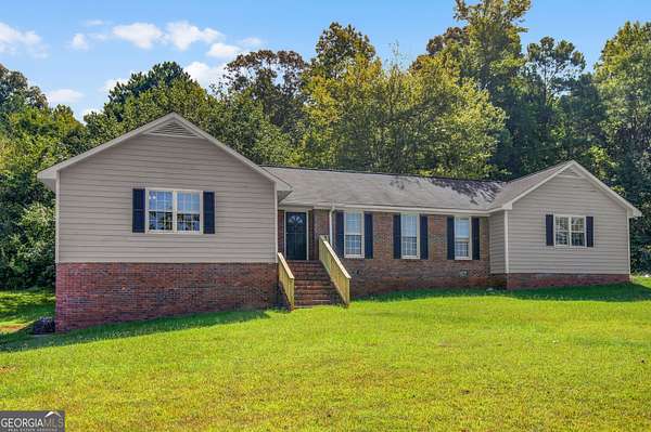 3.5 Acres of Land with Home for Sale in Hogansville, Georgia