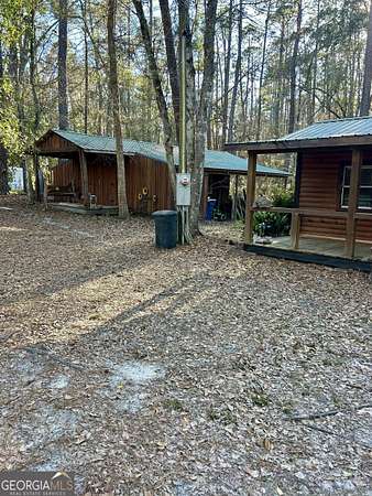 1.5 Acres of Land with Home for Sale in Tifton, Georgia