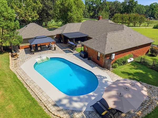 5 Acres of Land with Home for Sale in Tallahassee, Florida