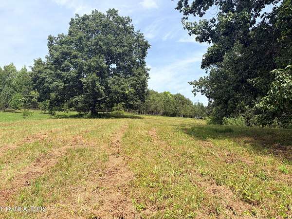 0.85 Acres of Residential Land for Sale in Knoxville, Tennessee