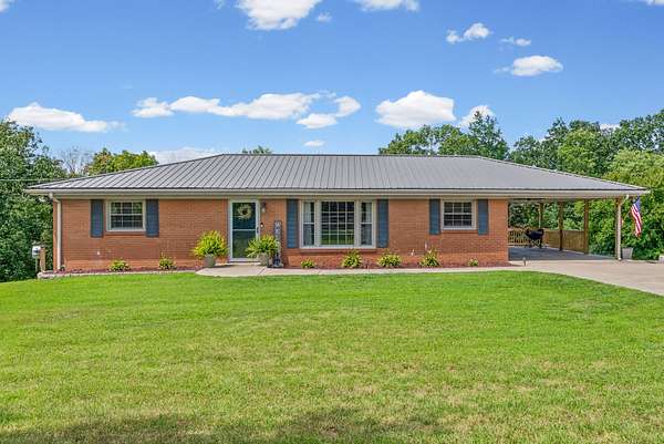 1.5 Acres of Land with Home for Sale in Dover, Tennessee