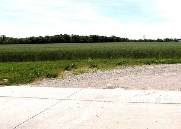 33.6 Acres of Land for Sale in Ottawa, Kansas