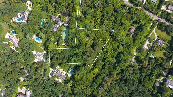 2 Acres of Land for Sale in East Hampton, New York