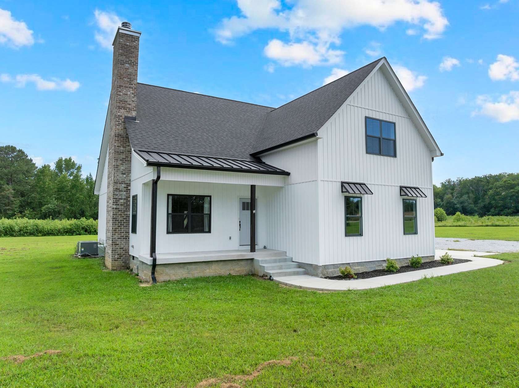 5 Acres of Land with Home for Sale in Tullahoma, Tennessee