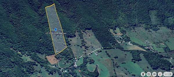 31 Acres of Land with Home for Sale in Narrows, Virginia