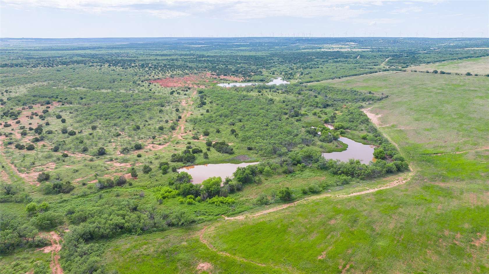 180 Acres of Land for Sale in Ovalo, Texas