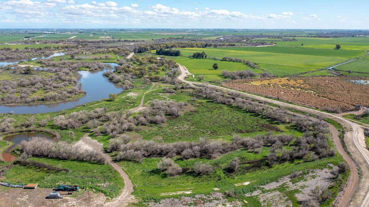 192 Acres of Land for Sale in Patterson, California