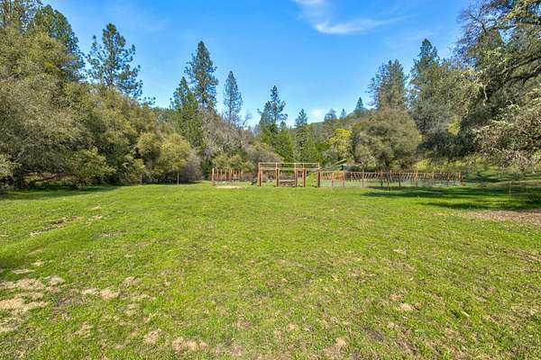 64.5 Acres of Land for Sale in Fiddletown, California