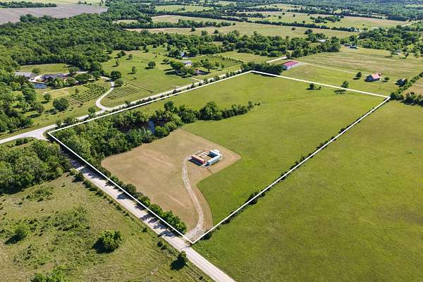 14.2 Acres of Recreational & Residential Land for Sale in Independence, Kansas