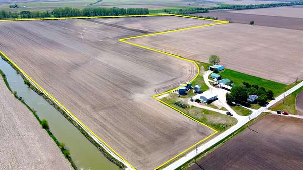 111 Acres of Agricultural Land for Sale in Hillview, Illinois