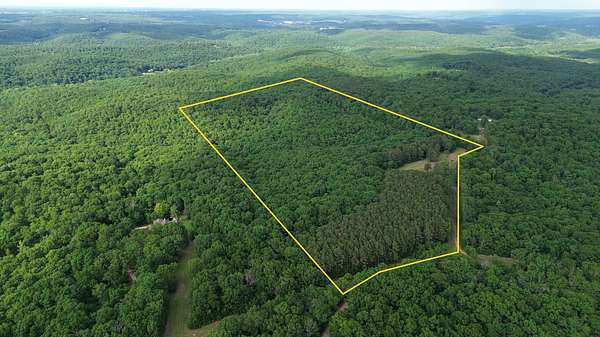 78.4 Acres of Recreational & Residential Land for Sale in Bourbon, Missouri