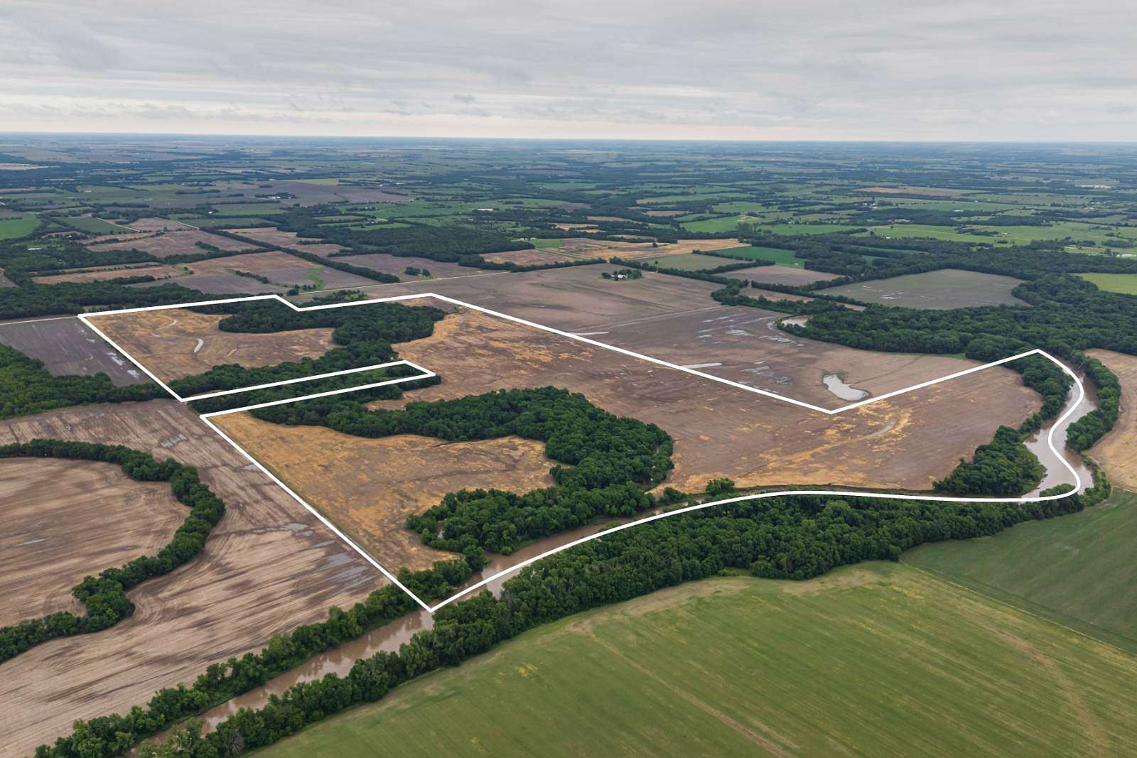 359 Acres of Land for Sale in Iola, Kansas