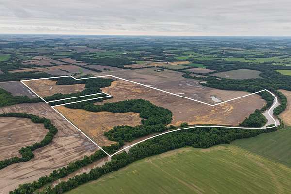 359 Acres of Land for Sale in Iola, Kansas