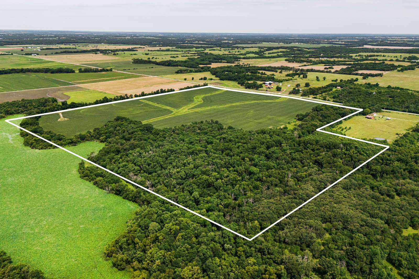 137 Acres of Land for Sale in Liberty, Kansas