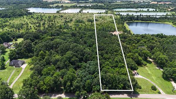 10 Acres of Land for Sale in Arlington, Tennessee