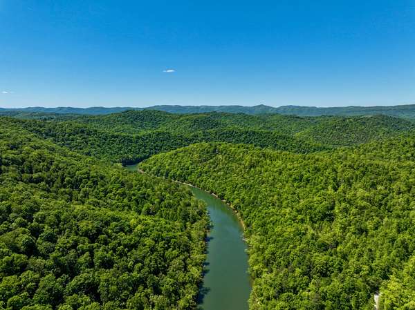 13.3 Acres of Recreational & Residential Land for Sale in Speedwell, Tennessee
