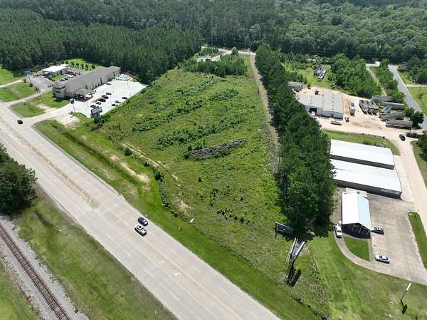 5.5 Acres of Commercial Land for Sale in Oakdale, Louisiana