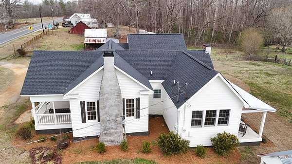 256 Acres of Land with Home for Sale in Dadeville, Alabama