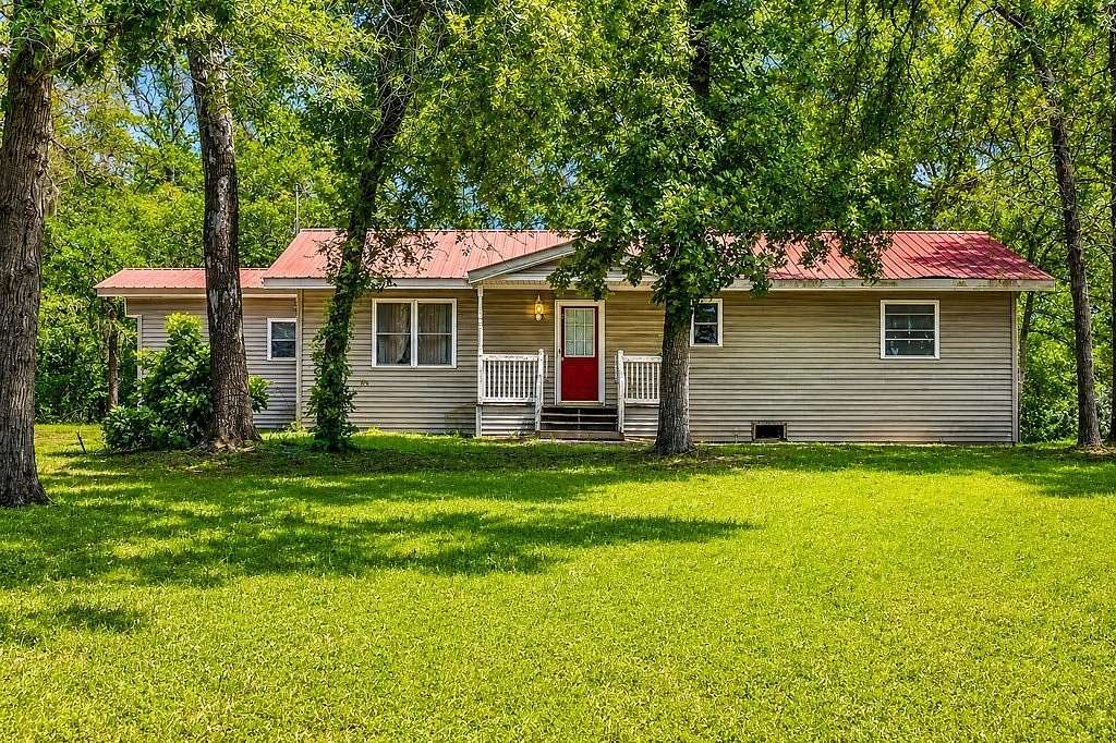 7 Acres of Land with Home for Sale in Weimar, Texas